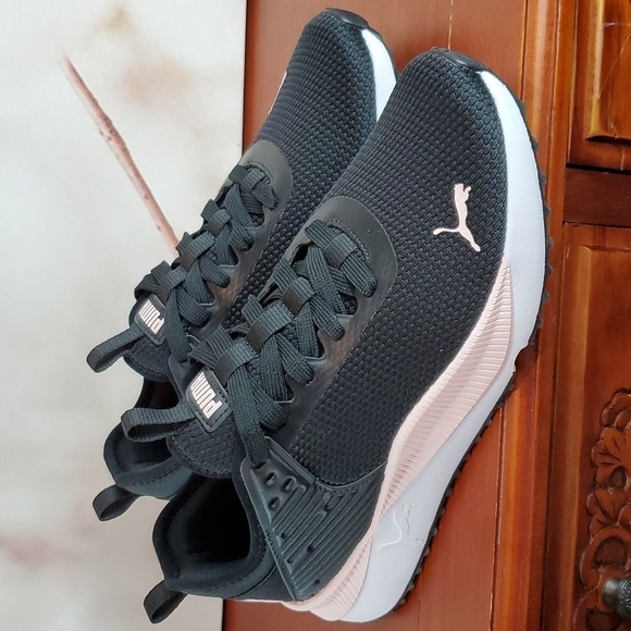 Puma PC Runner - 8.5 - Picture 2 of 9